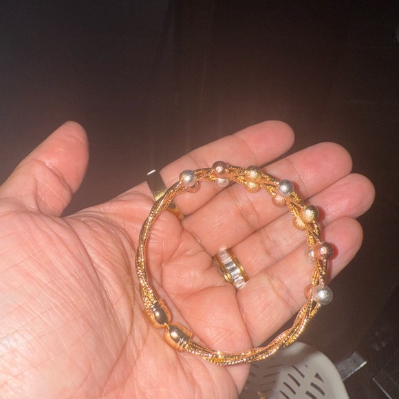 3 toner Elegant Gold and Silver Women's Bracelet - Picture 2 of 3